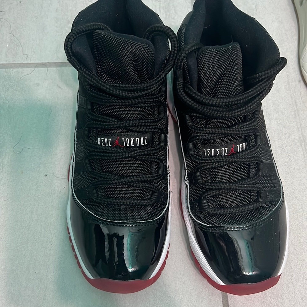 6.5 Y Boys Jordan’s
